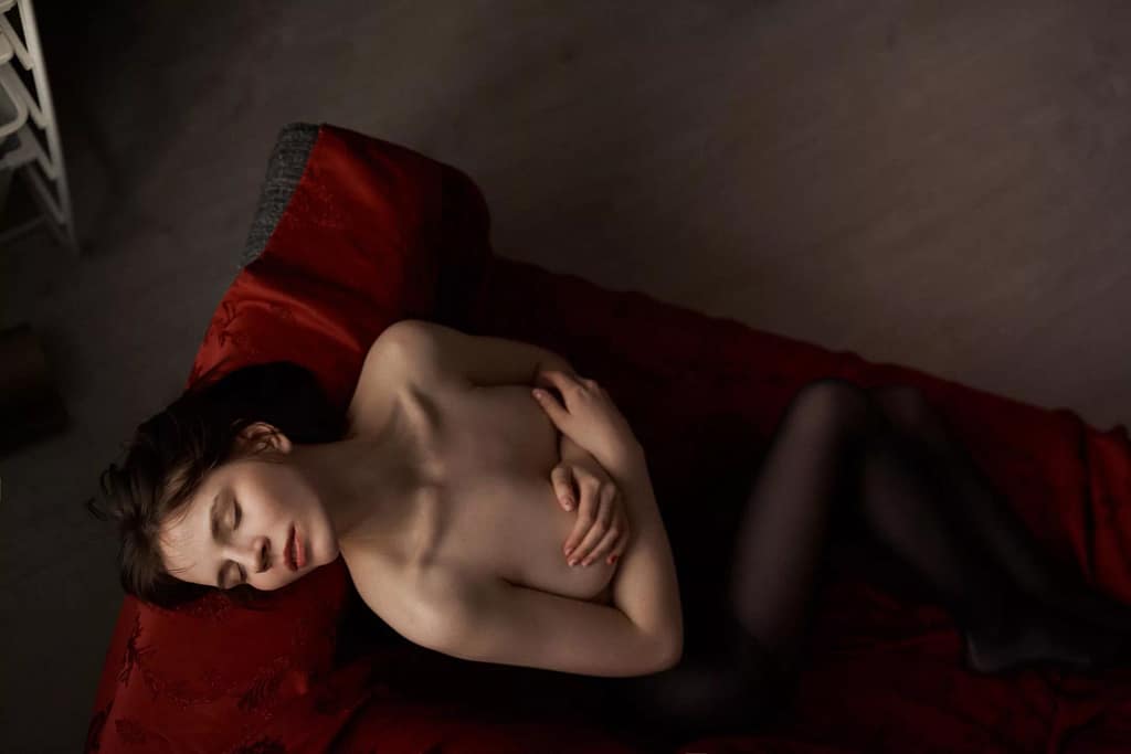 AveAdelheid as voyeur