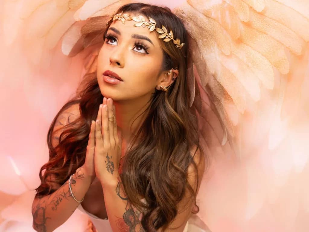 LilithMalkova in gold headband, soft focus, seductive dancing, ethereal beauty with sloppy blow job charm.
